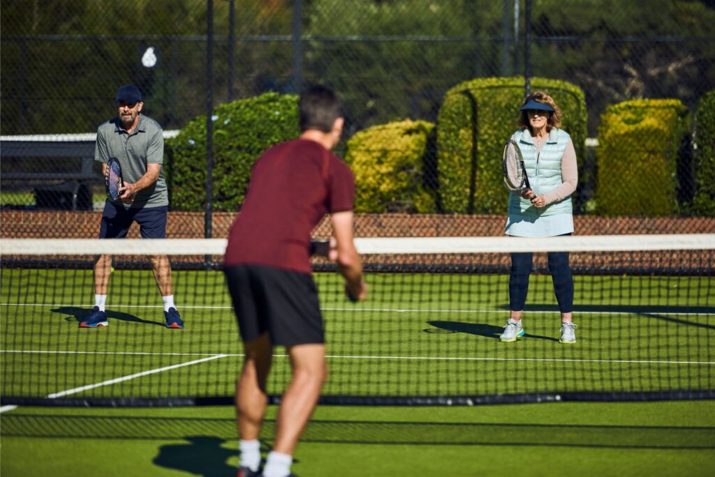 Beginner adult tennis lessons in North Sydney